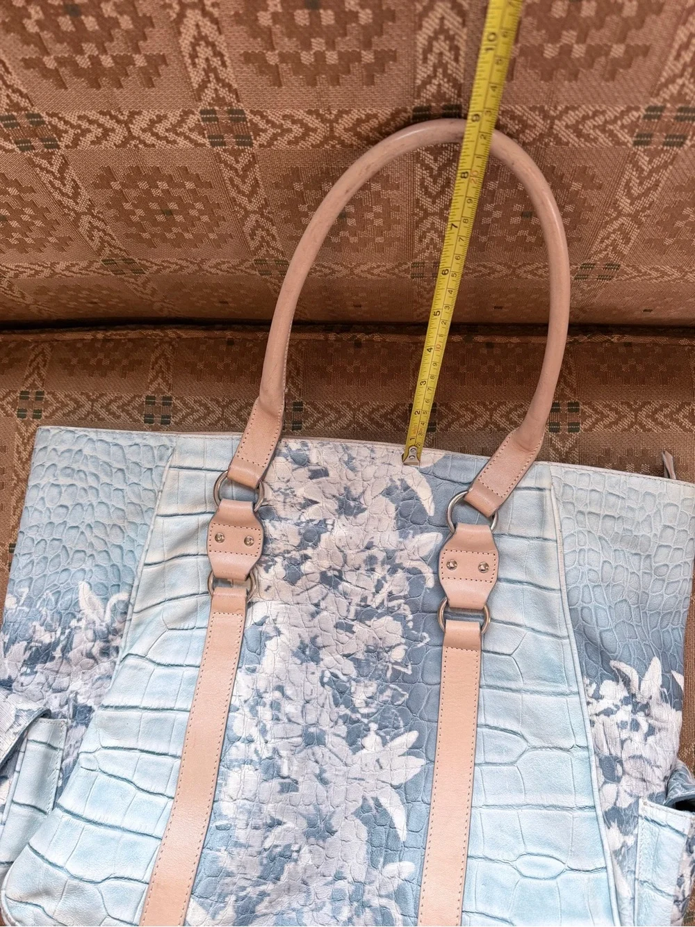 Gorgeous Christian label  Italian designer leather blue bag